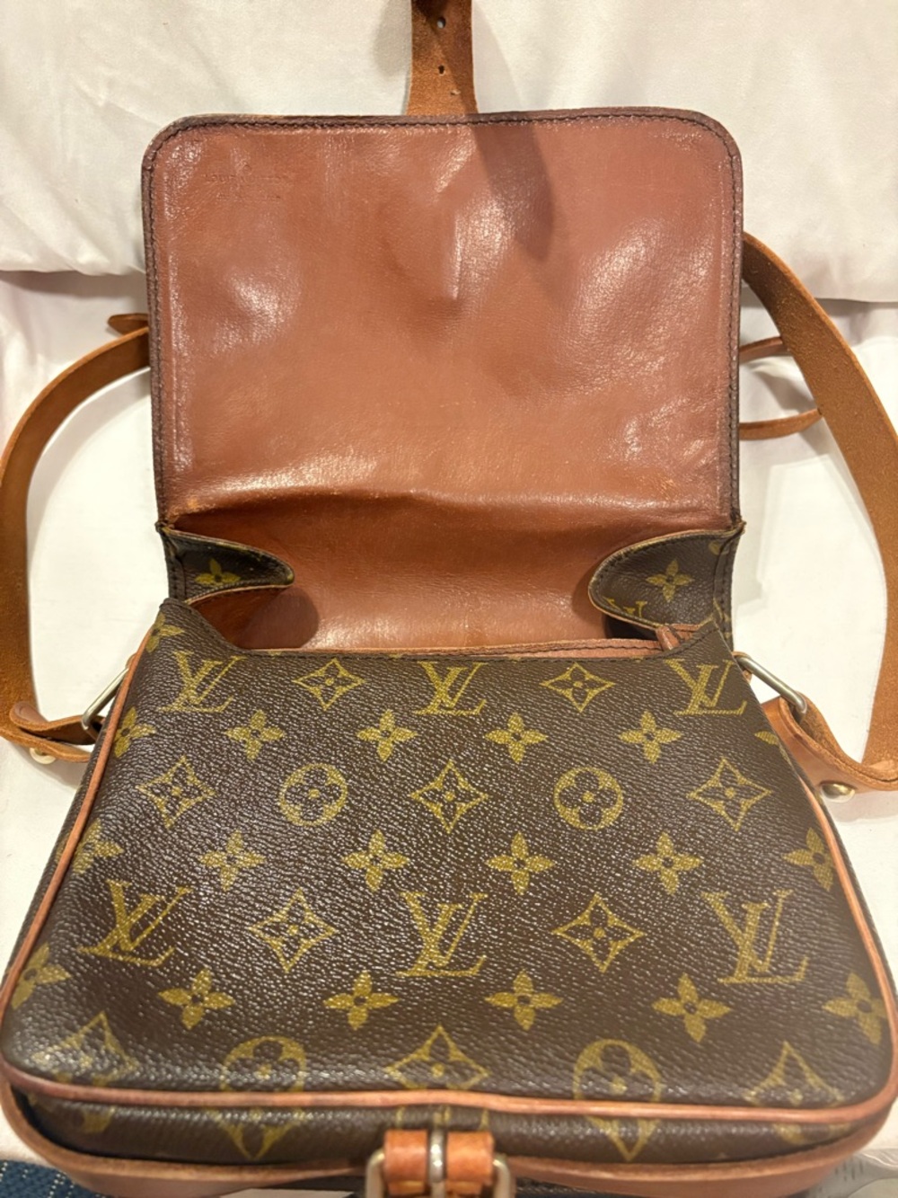 Louis Vuitton Vintage Cartouchière MM Monogram Crossbody Bag - Picture 5 of 7